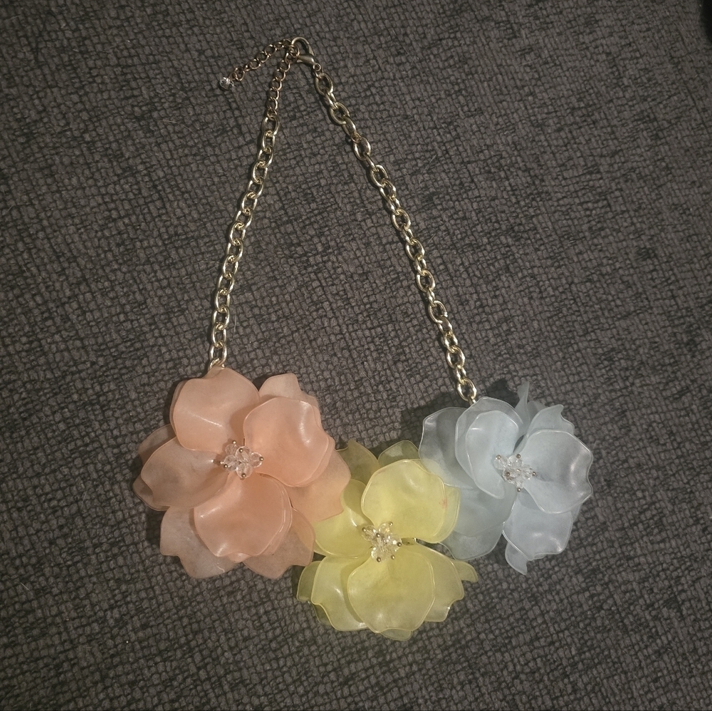 90s Acrylic Floral Statement Necklace